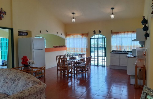 El Chiflon Casa | Connect with nature on this unforgettable-beautiful country house - family/pets