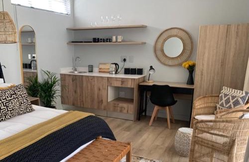 Constantia Cabina | Constantia Winelands Lodge