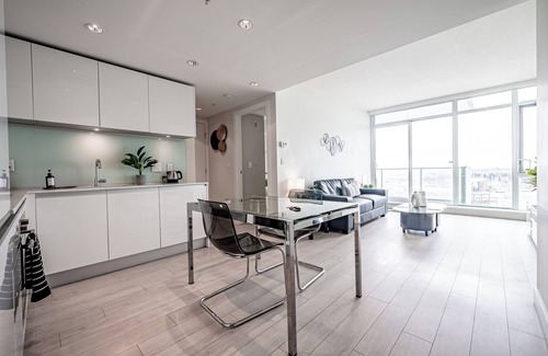 Victoria Park Casa | Contemporary 1 bd with stunning views *Stampede*