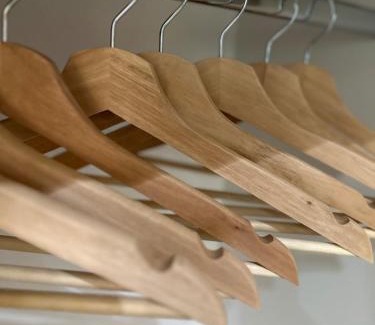 Guildford Chalet De Esquí | Contemporary Comfort 2 Bed 2 Bath Home Free Parking