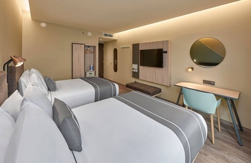 El Sauzal Hotel | Contemporary Rooms Overlooking Ocean – Close to Local Sights - 3 Units