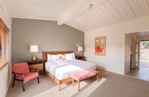 Carmel Valley Hotel | Contenta Inn