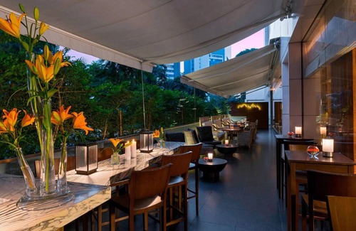 Centro Financiero de San Isidro Hotel | Convenient Stay! Indoor Pool, Close to Pedro de Osma Museum!