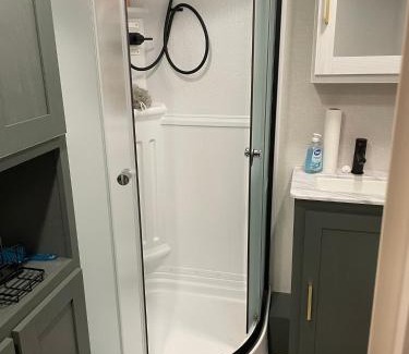 Taylorville Otro | Convenient to UA & Mercedes on private property