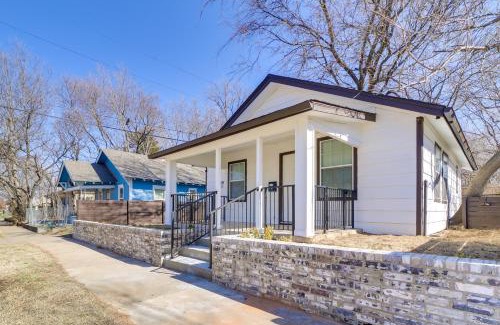 Tulsa Casa | Convenient Tulsa Home - 2 Mi to Downtown!