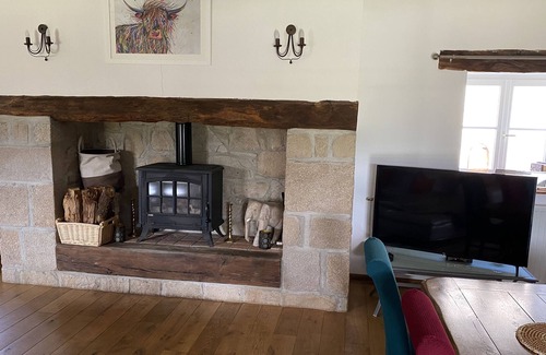 Dompierre-les-Eglises Casa | converted barn in the heart of the limousine countryside