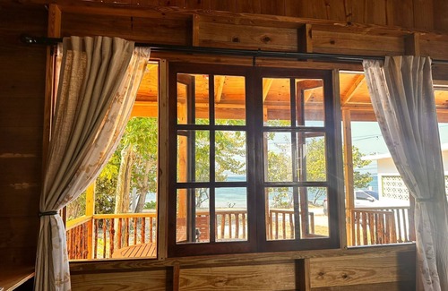 Orange Bay Cabina | Converted Storeroom Cabin by the Beach