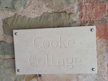 Clare Casa | Cooke Cottage
