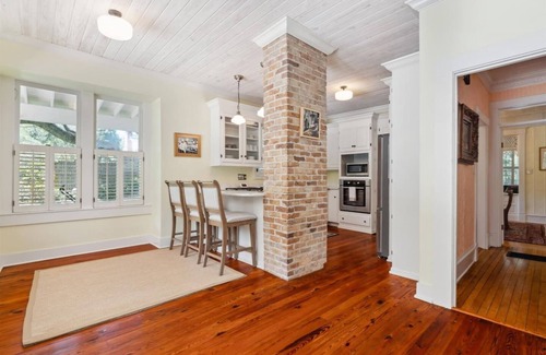 Montrose Casa | Coolest House in Fairhope! 2x King Beds! Porches!