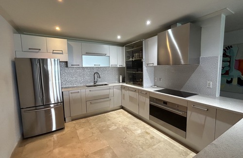 Weston Condominio | Coral Cove 10, Barbados Luxury Beach front Rental