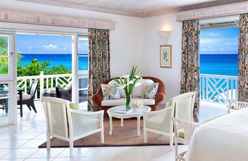 Folkestone Hotel | Coral Reef Club