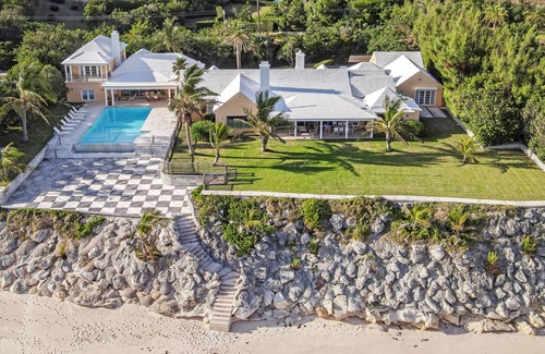Hamilton Parish Villa | Coral Sea Oasis with private beach and infinity Pool
