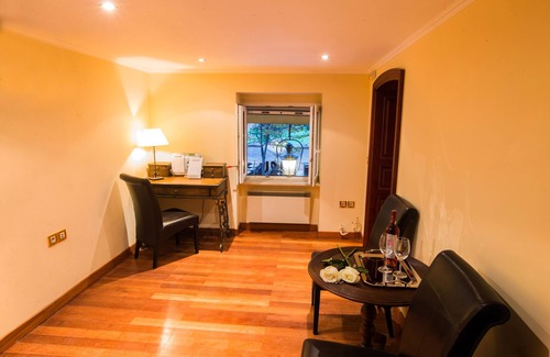 Old Town Apartamento | Corfu Liston Romantica by Corfu Escapes