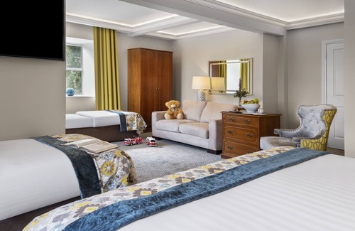 Cork Hotel | Cork’s Vienna Woods Hotel and Villas