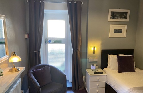 Carlisle Cama Y Desayuno | Cornerways Guest House