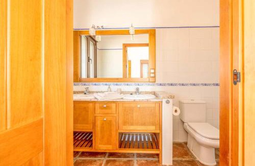 Pizarra Casa | Cortijo Cantares by Rosas Cantares