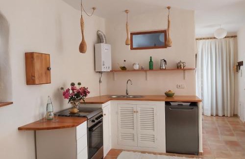 Huebro Casa | Cortijo El Molino Apartamento"El balconcito"