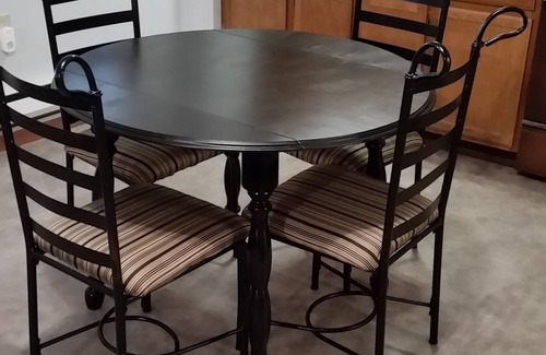 Brice Prairie Casa | Corto Ona-Lakehouse Rental, LLC es una casa de alquiler de vacaciones frente al lago