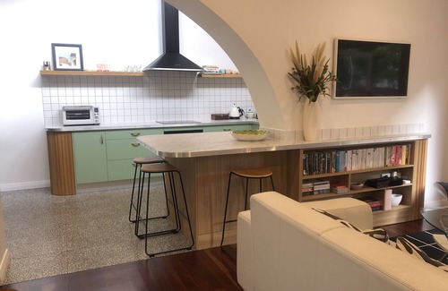 Norwood Casa | Cosmopolitan Norwood - Conveniencia de la ciudad