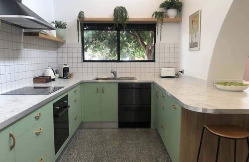 Norwood Casa | Cosmopolitan Norwood - Conveniencia de la ciudad