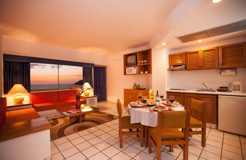 Zona Dorada Complejo | Costa De Oro Beach Hotel