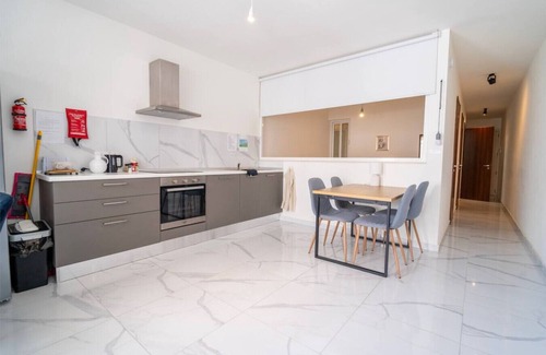 Xlendi Apartamento | Cosy 2BR Apt w/ private balcony in Xlendi