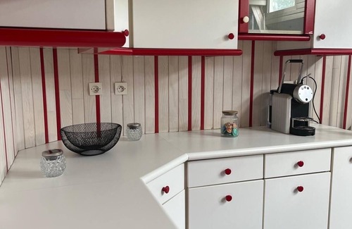 Vaires-sur-Marne Alquiler De Eote | Cosy and convivial houseboat