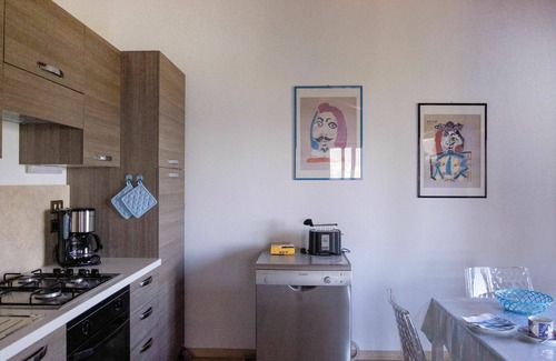 Magugnago Apartamento | Precioso apartamento para 3 personas con A/C, piscina, WIFI, TV, balcón y aparcamiento