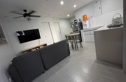 Calamba Apartamento | Cosy Canlubang Apartment and near all amenities