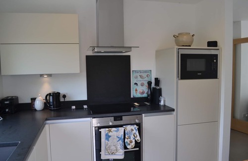 Deepdale Cabaña | Acogedora y cómoda cabaña cerca de gloriosas playas.