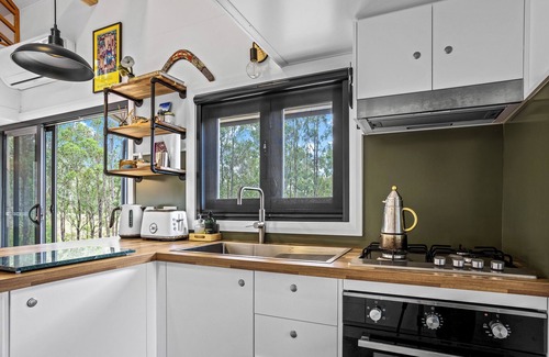 Millfield Casa | Cosy Luxurious Tiny House Hunter Valley - Neudorf Country Retreat