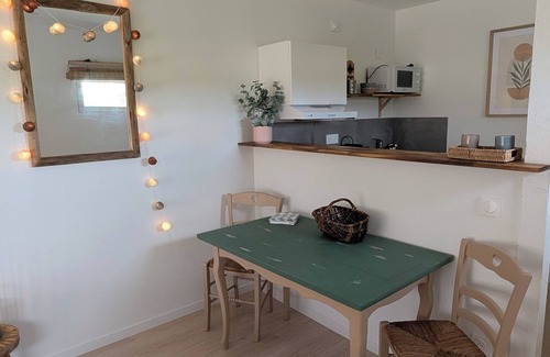 Meauzac Apartamento | Cosy, quiet studio in the countryside