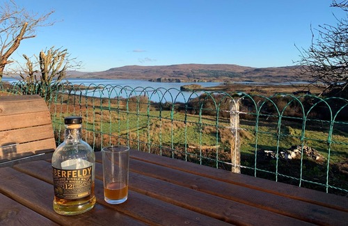 Waternish Casa | Cosy Sea view Skye Cottage for 6