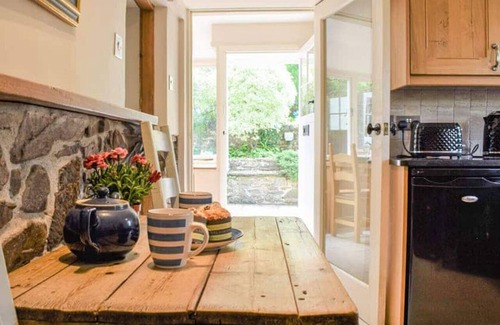 Ivybridge Cabaña | Cosy South Hams Holiday Cottage in Ugborough Village, South Devon