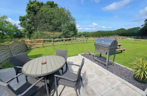 Abercych Cabaña | Cothi Cottage