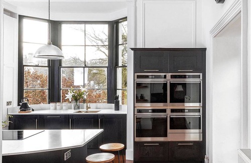 Petty France Cabaña | Gran, amplio y luminoso retiro grupal de Cotswold con bañera de hidromasaje