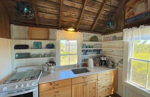 Truro Cabaña | Cottage #11 - Spectacular views of Cape Cod Bay on a private association beach!