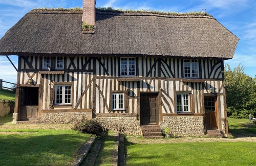Pierrefitte-en-Auge Casa | Cottage between Sea and Country