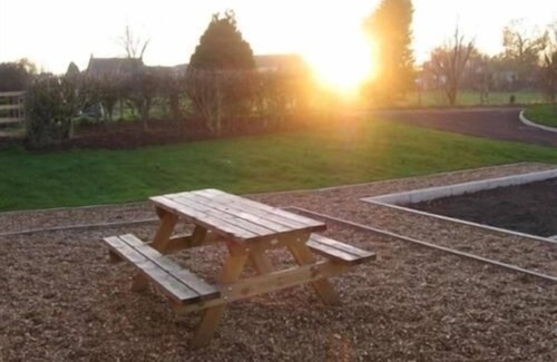 Lymm Cabaña | Rural-Baño privado-The Dairy - Broomedge Two