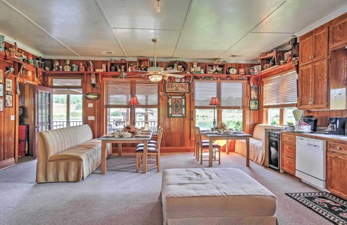 Ridgeway Cabaña | 'cottage by the Pond' on Gorgeous Expansive Estate