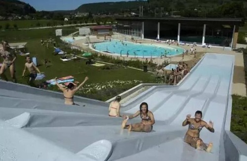 Ornans Casa | Camping La Roche d'Ully **** - Cottage Carborde 3 Habitaciones 6 Personas