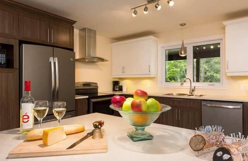 Petite-Riviere-Saint-Francois Casa | Cottage CSQ-65 | Petite-Rivière-St-François