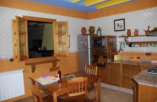 Villamalea Chalet De Esquí | Casa rural (alquiler íntegro) Río Cabriel para 8 personas
