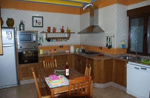 Villamalea Chalet De Esquí | Casa rural (alquiler íntegro) Río Cabriel para 8 personas