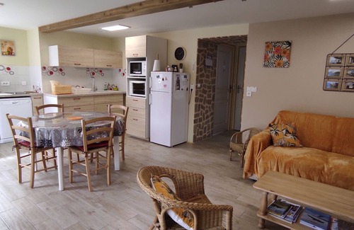 Bain-de-Bretagne Casa | Casita de campo 'Gîte Des Huttes' con terraza privada, jardín privado y Wi-Fi