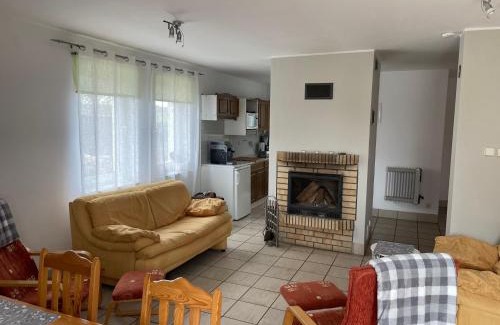 Gowidlino Casa | Cottage house Gowidlino by the lake, Kashubia