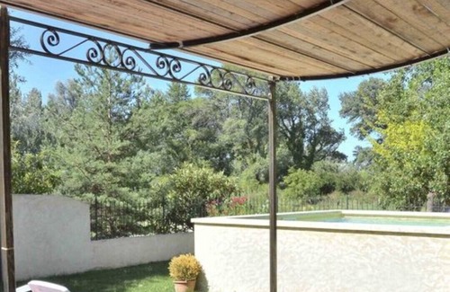 Tulette Casa | Casa rural en el campo con piscina privada.