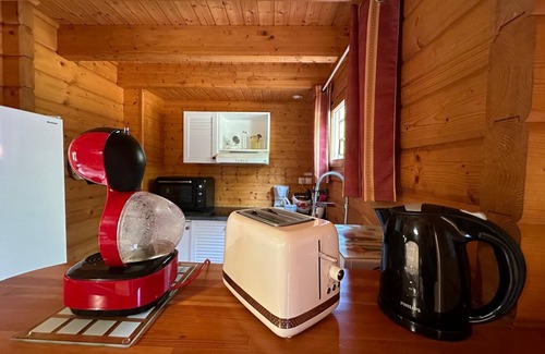 Bias Chalet De Esquí | COTTAGE NEAR MIMIZAN AND CONTIS BALNEO/POOL IN VACATION VILLAGE