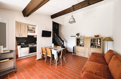 La Londe-les-Maures Casa | Mazet para 4 personas - Piscina y tenis compartidos.