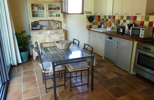 Eygalieres Casa | Casa de campo con piscina privada, jacuzzi y jardín tranquilo